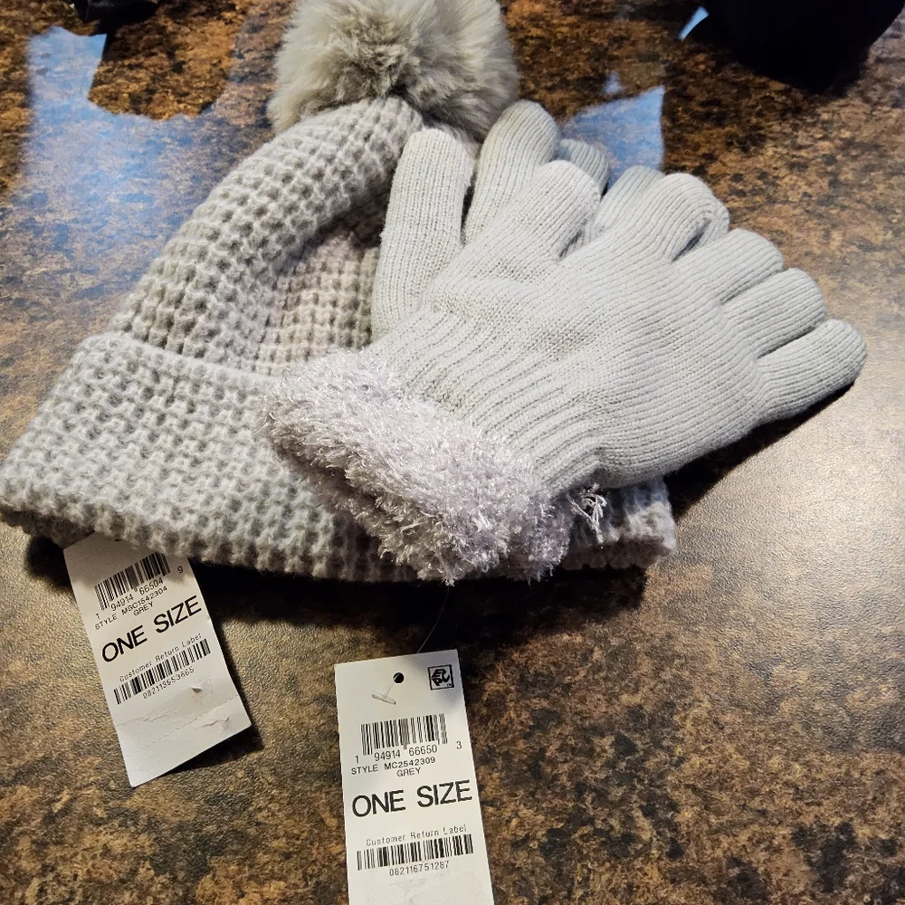Beanie and Glove Combo